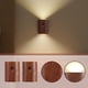 thumbnail image 1 of Luces LED con sensor de veta de madera, luces de pared con succión electromagnética, luz nocturna USB para dormitorio y mesita de noche., 1 of 7