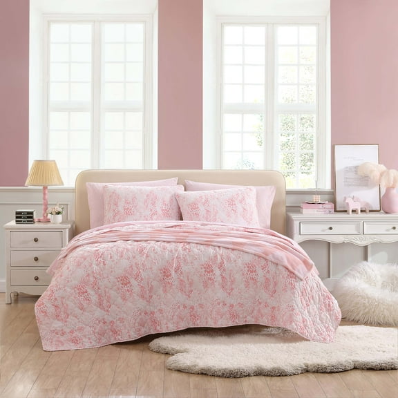 Betsey Johnson Butterfly Ombre Pink Brushed Microfiber King Quilt Set