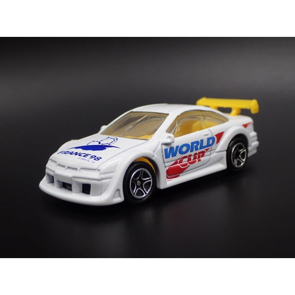 Open Box 1989-1997 OPEL CALIBRA WORLD CUP FRANCE 1:64 SCALE DIORAMA DIECAST MODEL CAR