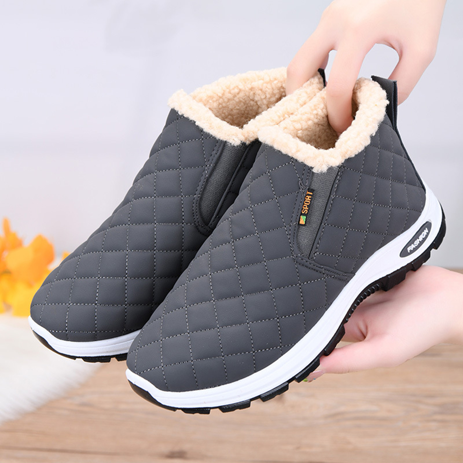 Gamivast Hiking Shoes for Women Lightweight Slip-on Fleece Lined Winter Boots Casual Warm Arch Support Cozy Leather Shoes with Non-Slip Walking Outdoor Indoor
