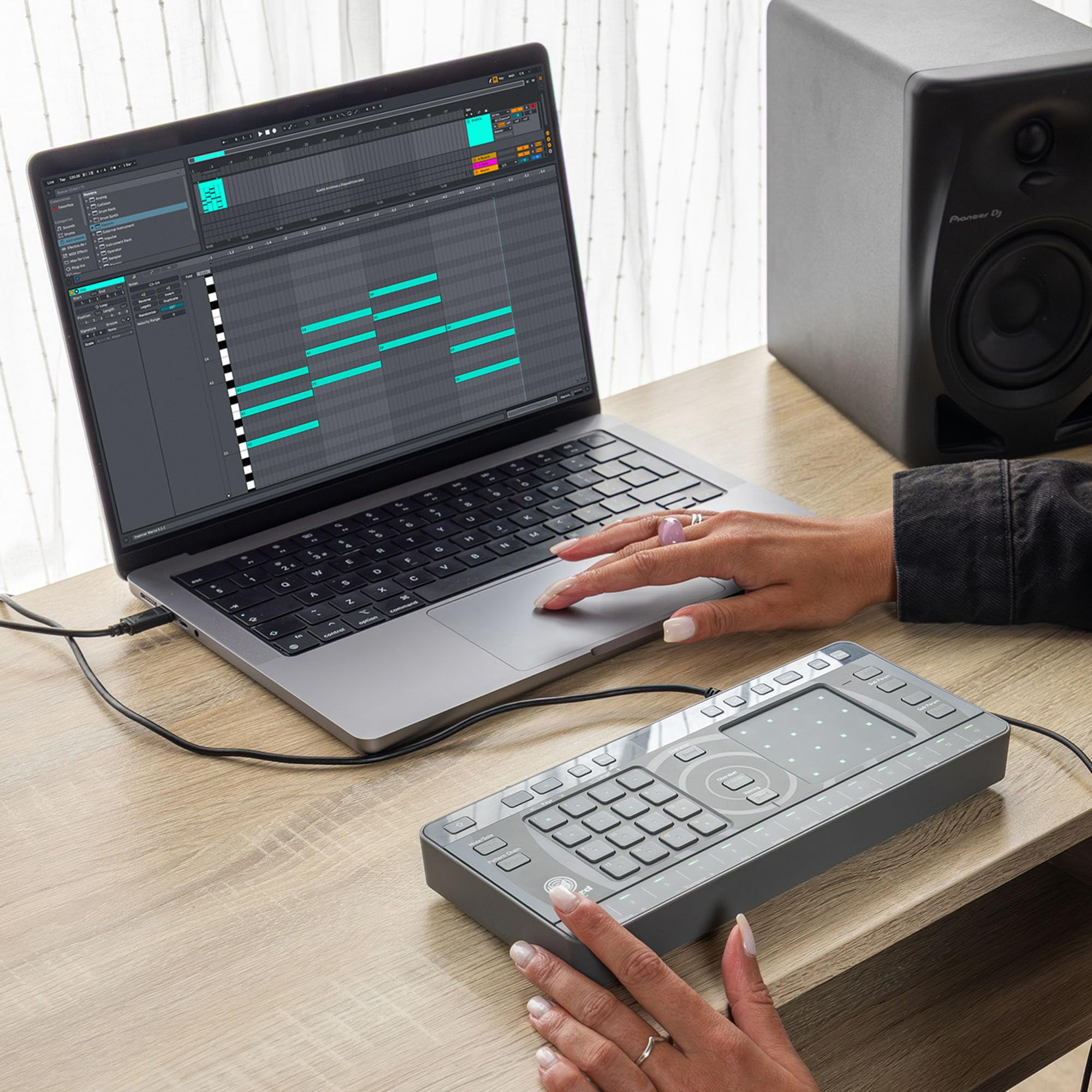 Pioneer DJ AlphaTheta Chordcat 8-Track Groovebox Bundle with Gearlux Headphones, MIDI Cable, and Austin Bazaar Polishing Cloth