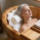 thumbnail image 5 of Almohada para bañera con ventosas resistentes: almohada de malla transpirable para spa que brinda soporte para el cuello, la cabeza y la espalda; cojín de secado rápido para un baño cómodo., 5 of 6