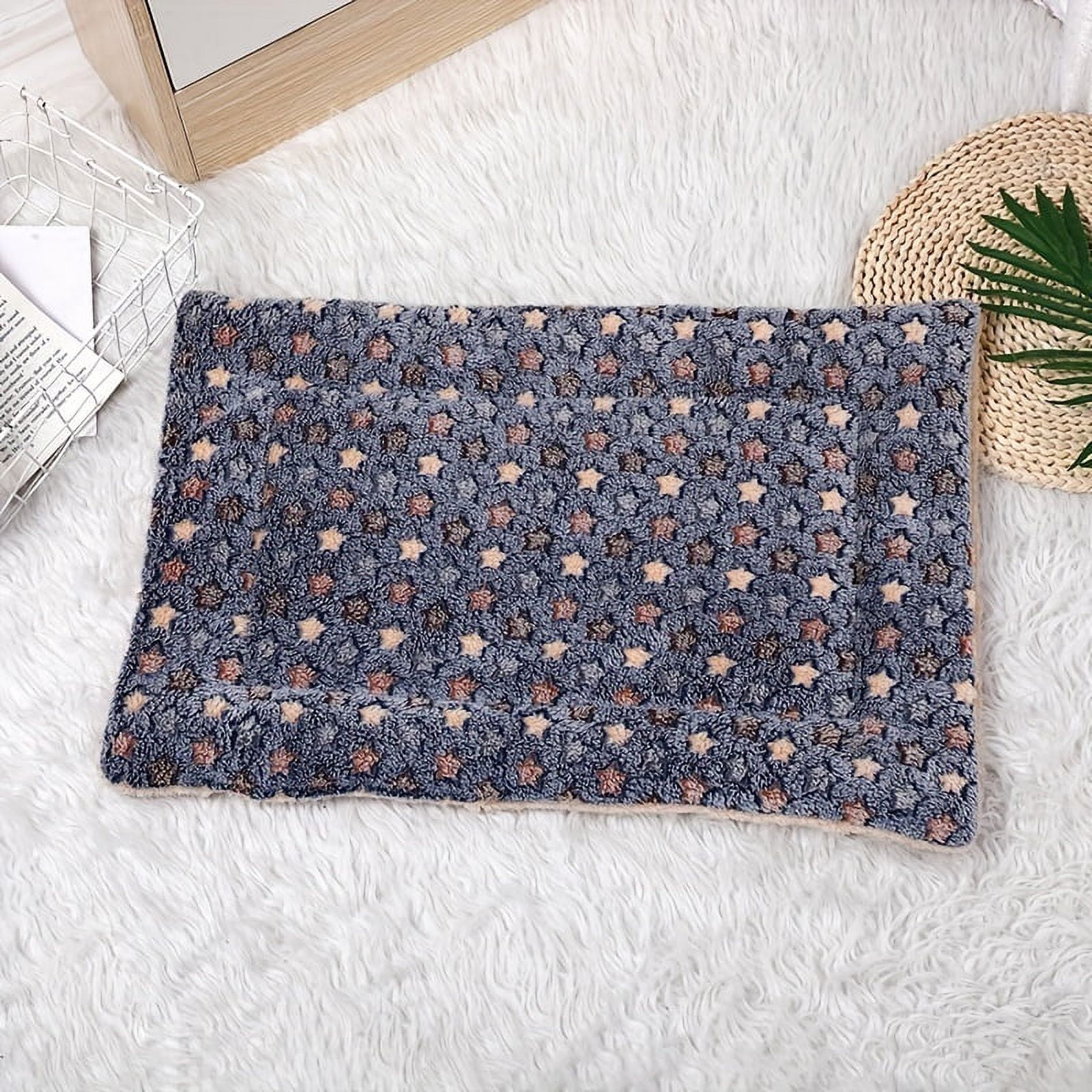 DABEI Double Layered Plush Cat Bed Mat - Thick and Cozy Sleeping Pad for Cats and Dogs