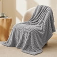 thumbnail image 2 of Manta Bedsure GentleSoft gris claro 130 x 150 cm, 2 of 7
