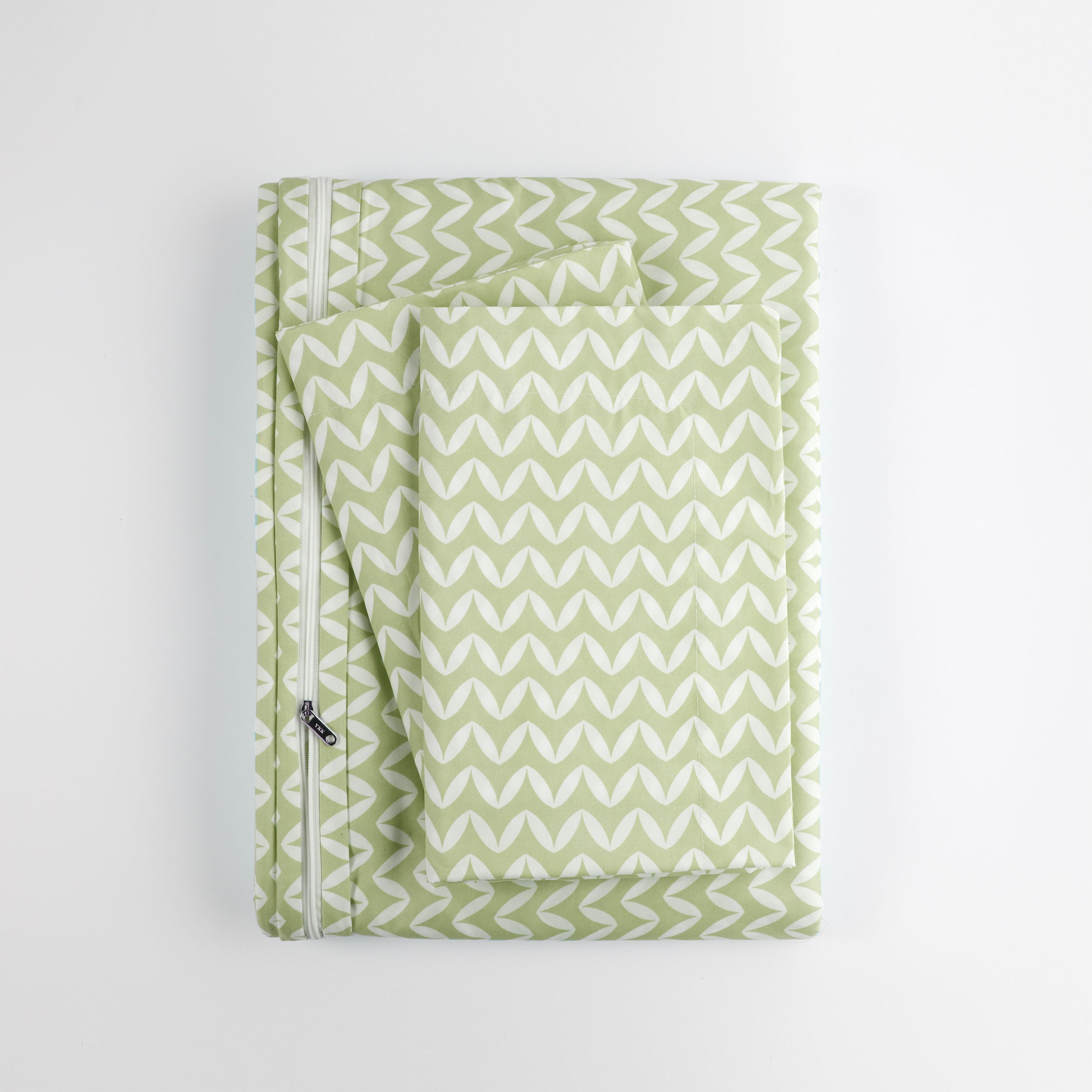 Noble Linens Sage Puffed Chevron Print Duvet Set 3-Piece Duvet Cover Set, King/Cal King