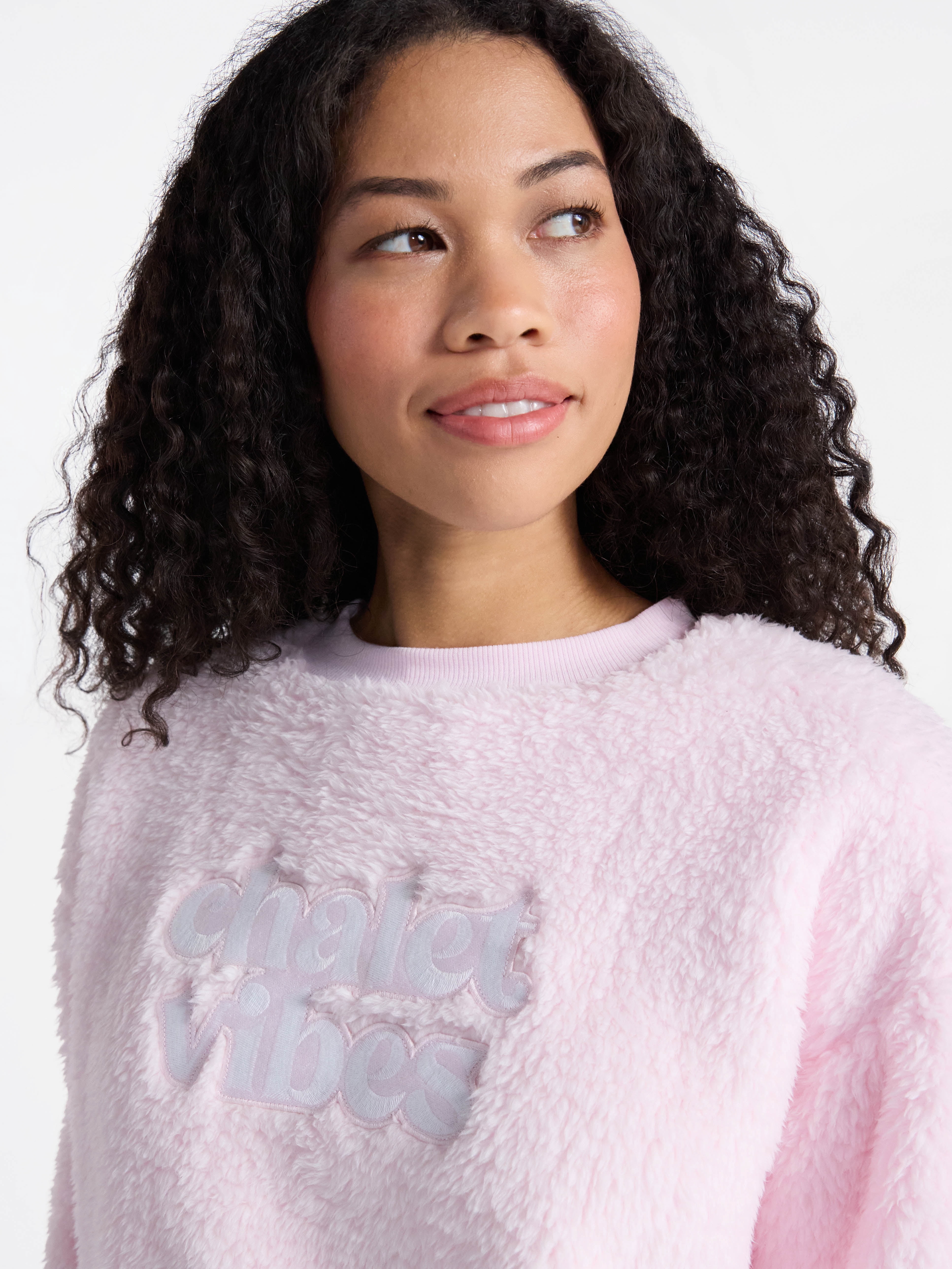 No Boundaries Sleepwear Teddy Fleece Pullover, Lightweight, Women’s