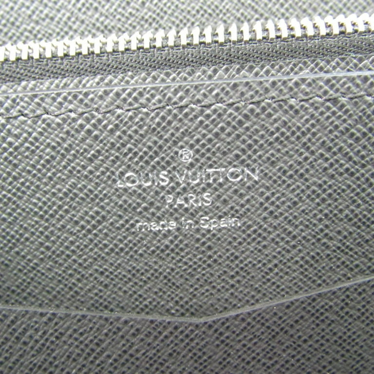 Louis Vuitton Taiga Zippy XL M44275 Men's Taiga Leather Long