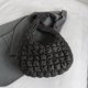 thumbnail image 4 of Bolso casual de nailon para mujer acolchado ligero con cremallera hinchada, 4 of 9