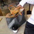 thumbnail image 3 of Bolso De Hombro De Gran Capacidad Para Mujer, 3 of 4