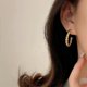 thumbnail image 5 of Pendientes de masa frita en forma de C chapados en oro Pendientes de moda personalizados para mujer Pendientes de 20 cm, 5 of 5