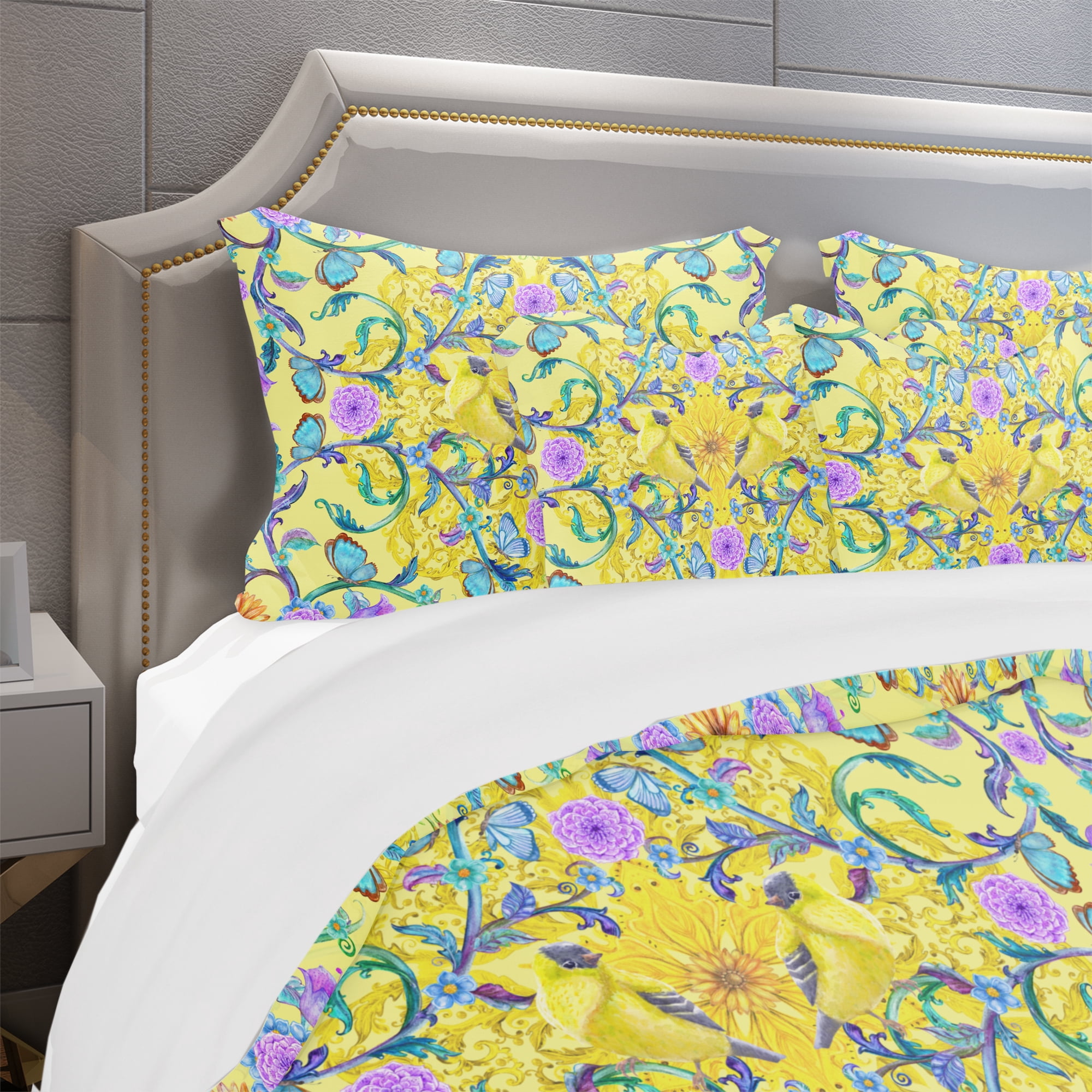 Designart 'Fancy Arabesque of Swirly Ornaments & Lovely Birds' Bohemian Duvet Cover Set