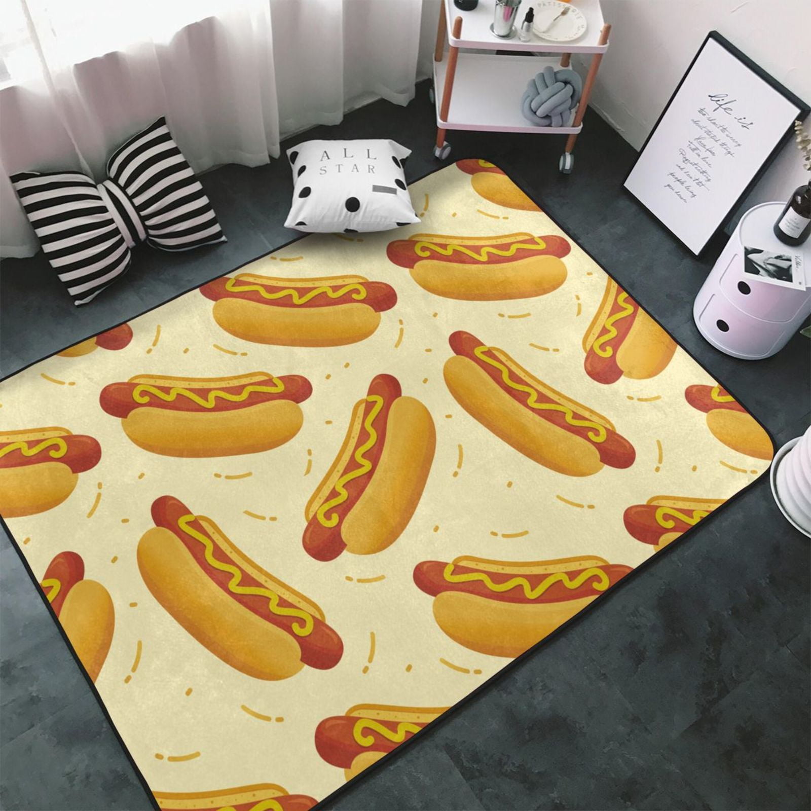 ヒューマンメイド　ホットドッグ　ラグマットHOT DOG RUG SMALL Human Made Hot Dog Large Rug - SS21 - US