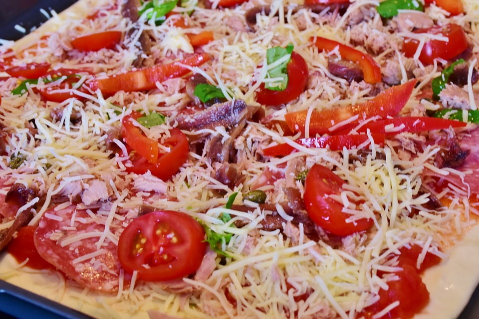 Pizza Topping Crude Cheese Salami Pizza Tomatoes 20 Inch By 30 Inch