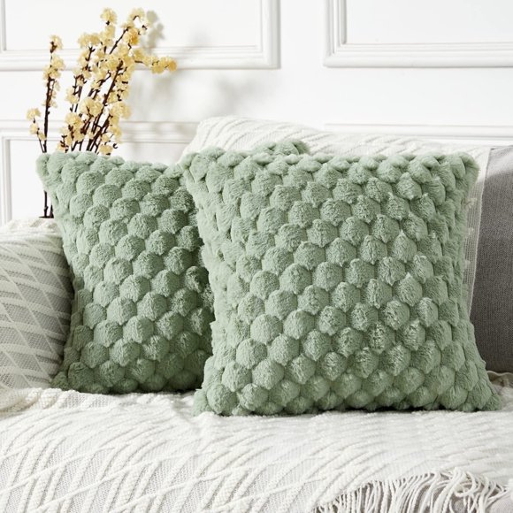 HAPPINESS Fundas de Almohada Decorativas Navideñas de Piel Sintética de Felpa Difusa Verde Salvia 20x20, Súper Suaves y Acogedoras (2 Unidades)