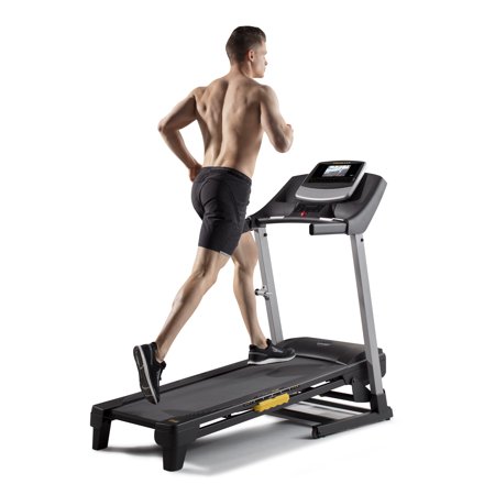 Gold's Gym Trainer 720 Treadmill with 1-Year iFit Membership + 7 in. Touch Screen (Best Gym Membership Deals 2019)