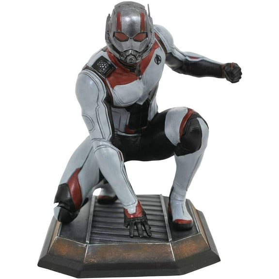 DIAMOND SELECT TOYS Marvel Gallery: Avengers Endgame Quantum Realm Ant-Man PVC Figure, Multicolor