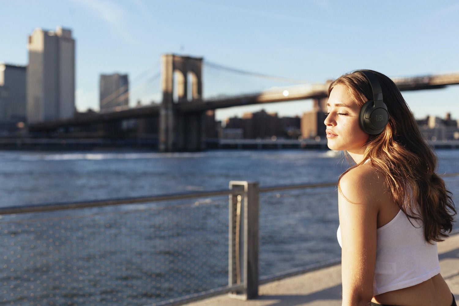 JBL TUNE 760NC Wireless Over-Ear Noise Cancelling Headphones