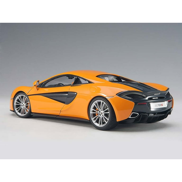 Amazon.com: Autoart Mclaren 570S White with Black Wheels 1