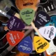 thumbnail image 5 of Plumillas Duraderas Para Guitarra O Bajo Con Caja, 100 Pzs., 5 of 8