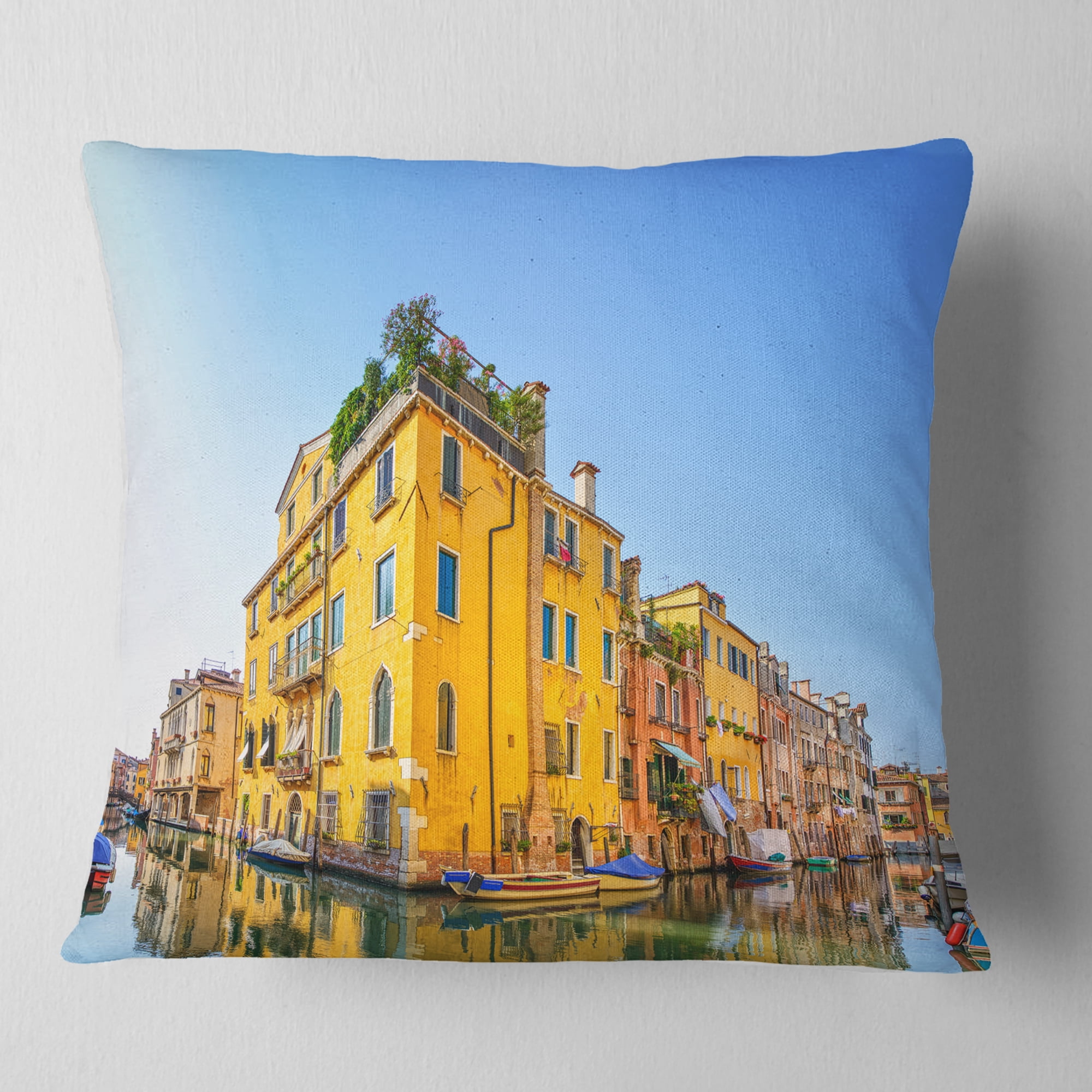 Designart Venice Cityscape Water Canal - Abstract Throw Pillow - 18x18