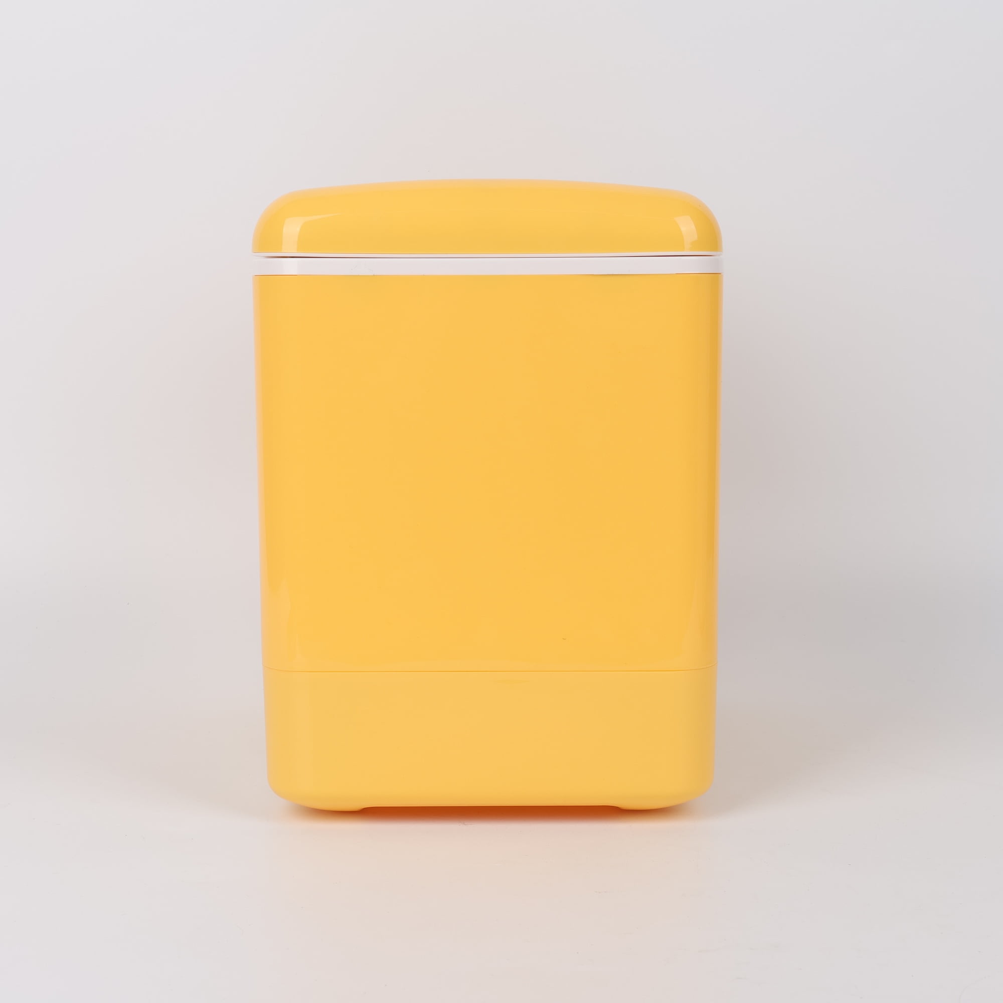 Peanuts 4L 6-Can Mini Fridge, Yellow