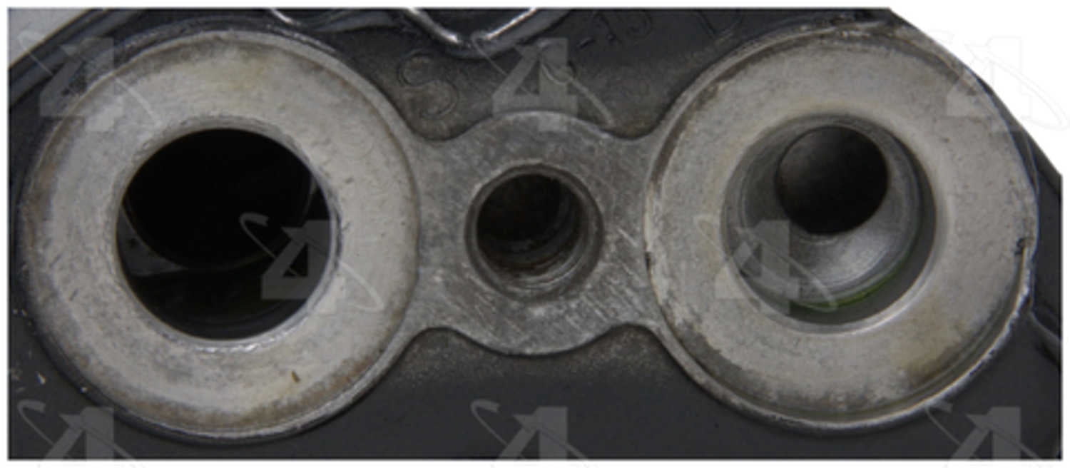 Four Seasons A/C Compressor P/N:57956 Fits select: 1999 CADILLAC COMMERCIAL CHASSIS, 1998 CADILLAC DEVILLE