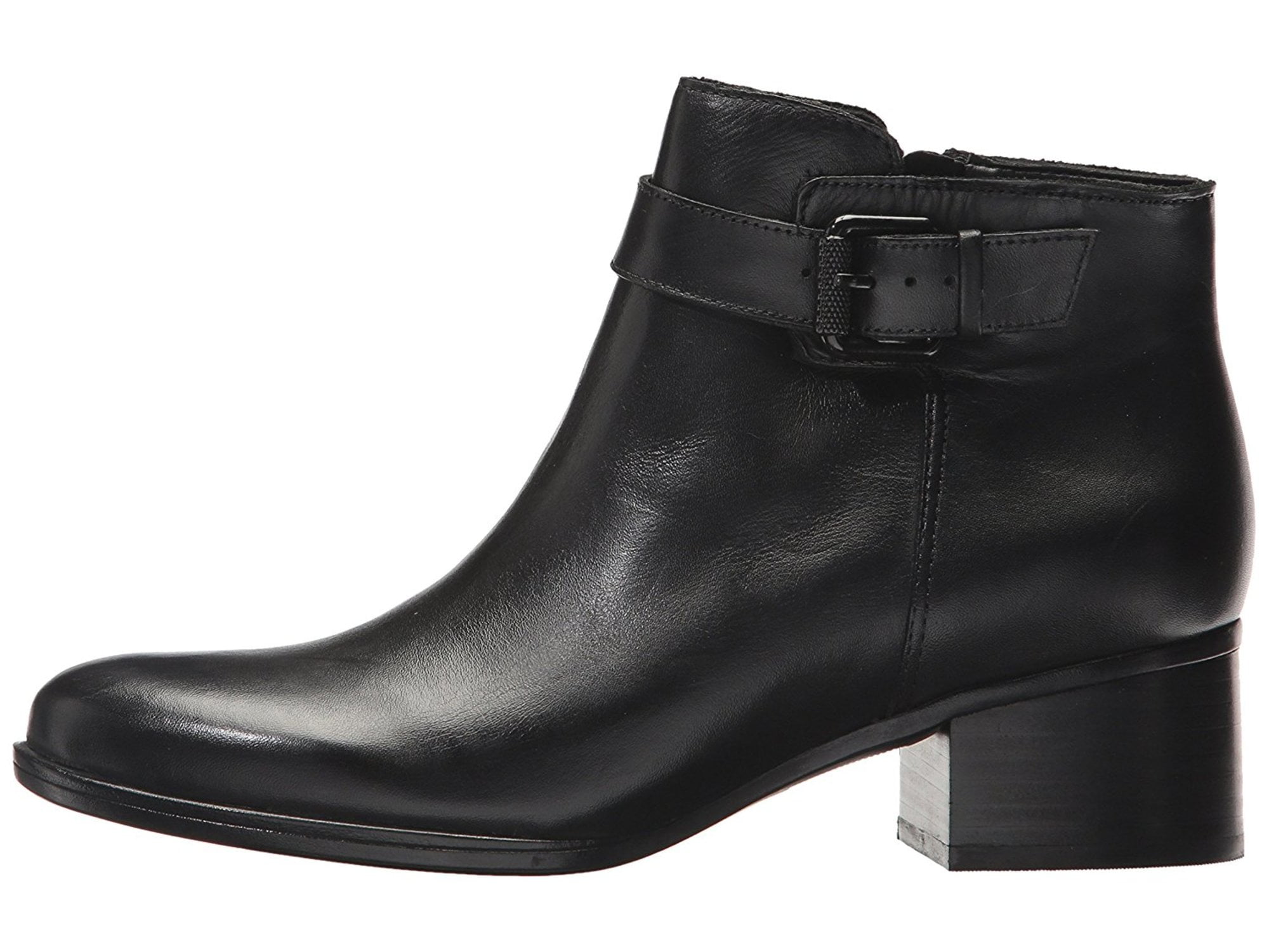 closed toe ankle boot