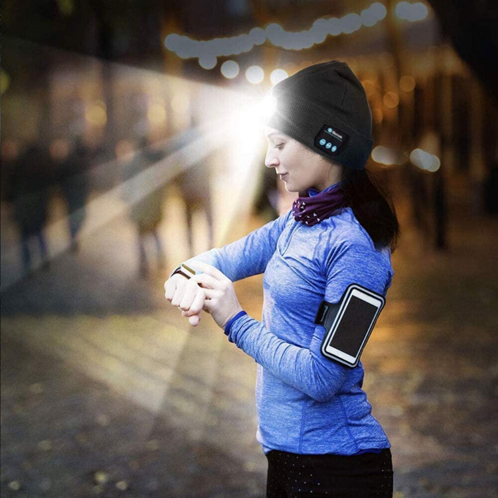 Winter Knitted Beanie Hat with Light, Unisex USB Rechargeable 5 LED  Headlamp Cap with Headphones, Built-in Stereo Speakers & Mic Winter Knitted  Night Lighted Music Hat 