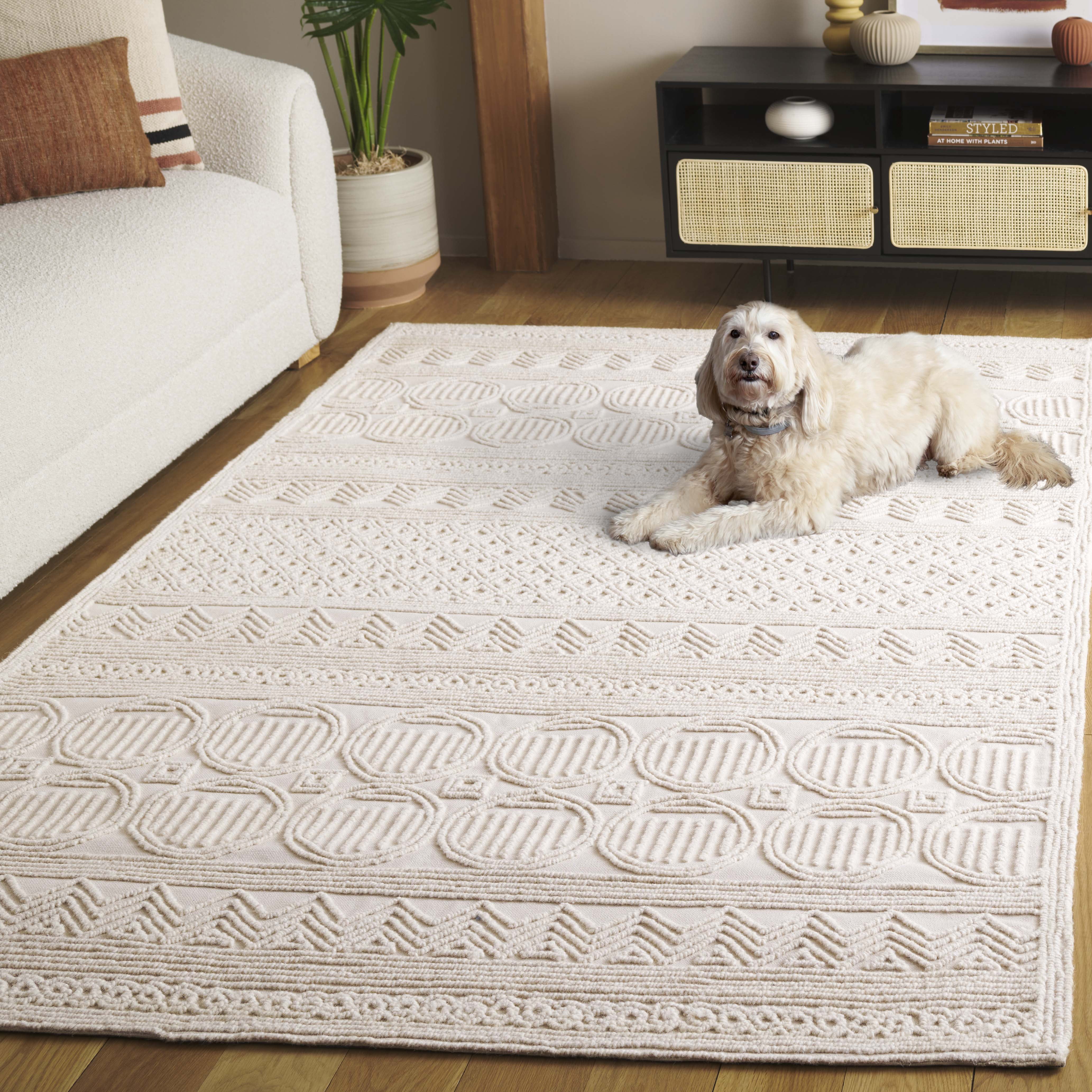 SAFAVIEH Trace Avaline Geometric Area Rug, Ivory, 8' x 10'
