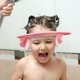 thumbnail image 2 of Gorro de ducha para bebé, visera de baño para bebé, gorro de natación ajustable para niños, protección para los oídos de los niños, antichampú, rosa, 2 of 5