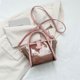 thumbnail image 4 of Bolso de hombro femenino de PVC, bolsos portátiles para mujer para el ocio diario (rosa), 4 of 9