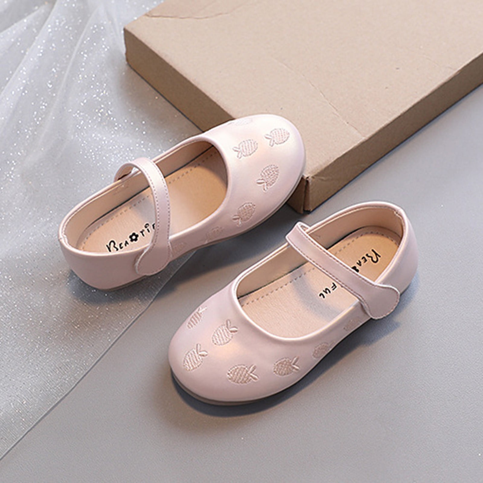 Girls small heel shoes hot sale