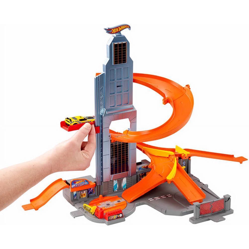 Mattel Hot Wheels Hw Super Skyscaper Set - image 2 of 4