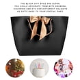thumbnail image 4 of Paquete de 10 bolsas de regalo negras brillantes con asas doradas para ropa y maquillaje, empaque boutique de primera calidad, 4 of 8