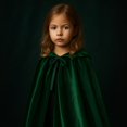 thumbnail image 4 of Disfraz de capa de terciopelo con capucha para niños SZBZ, 110 cm, color verde, 4 of 6