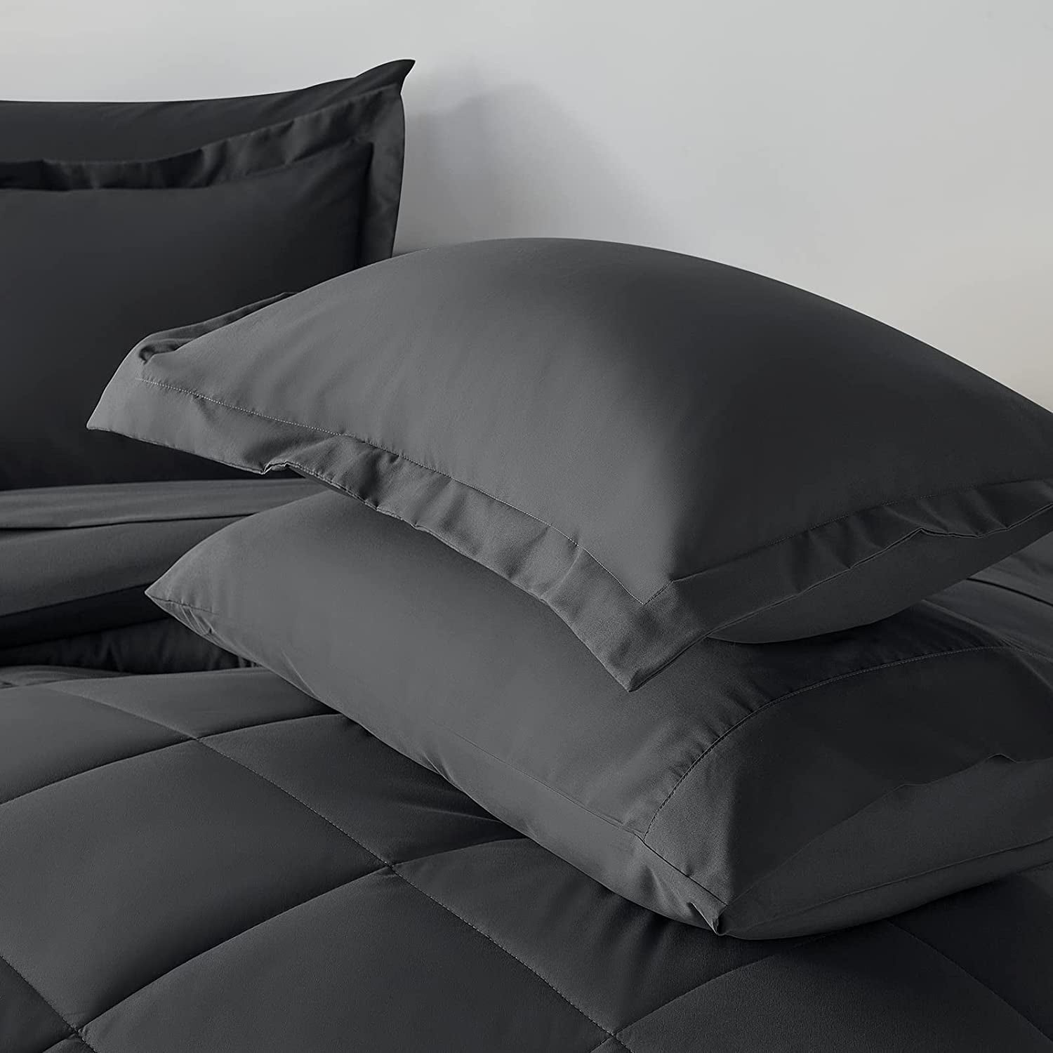 Regal Comfort "The Woods" Lime Camo Queen Comforter w/ Sheets & Pillowcases 7pcs 