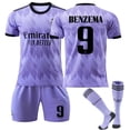 thumbnail image 1 of Nueva temporada 2022-2023 Real Madrid camiseta de fútbol uniformes de fútbol BENZEMA 9 L oso de fresa Electrónica, 1 of 1