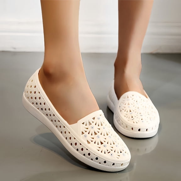 AUDeals Women's Hollow Out Clogs, Round Toe Slip On Sandals with Comfort and Casual Summer Style for Garden and Beach