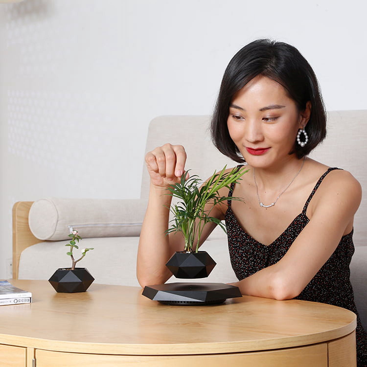 Loyalheartdy Floating Flower Pot Black ABS Hexagonal Magnetic Levitating 200g Micro Plants Pot 12V 5-10W