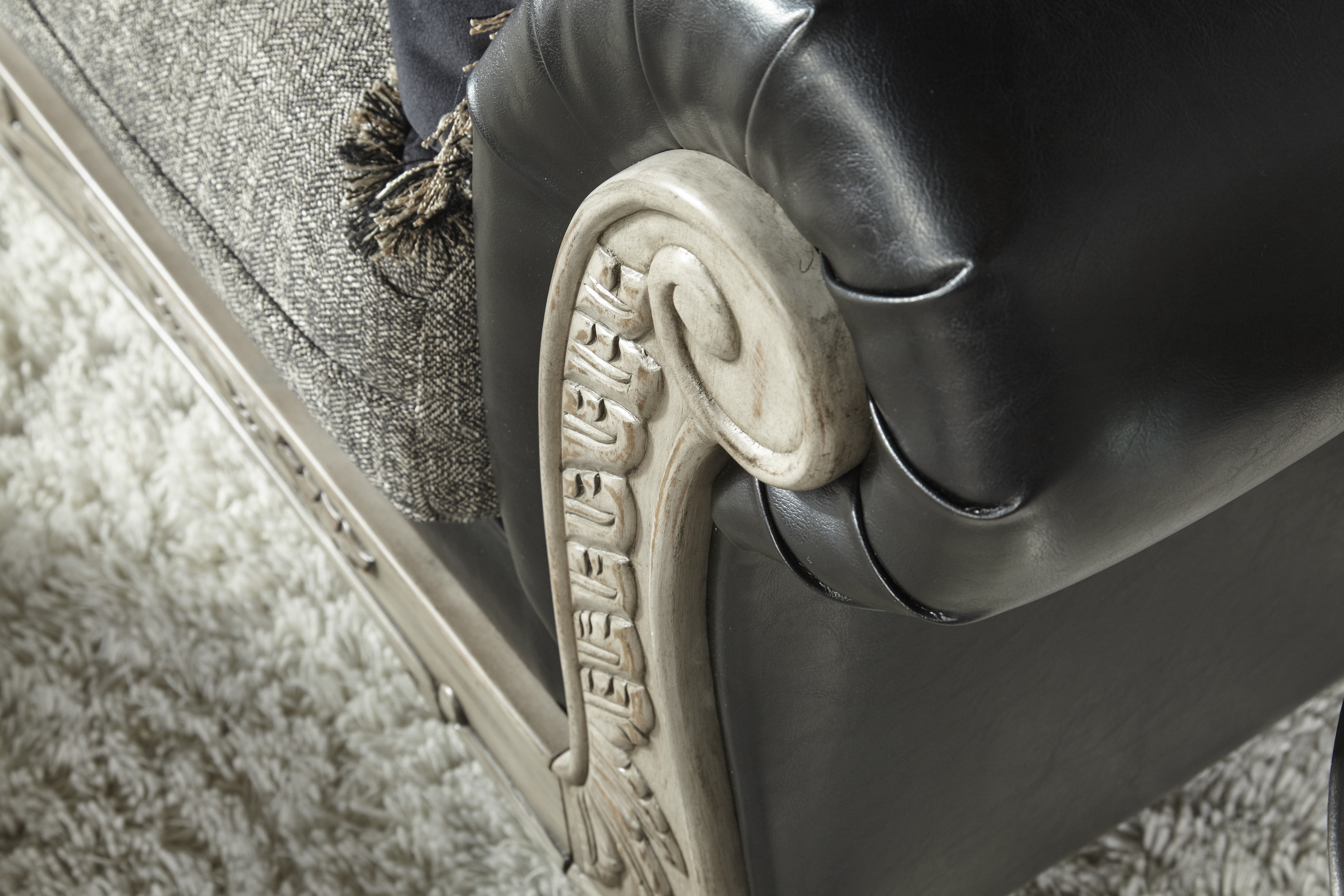 Roundhill Furniture San Marino 2-Tone Fabric Wooden Frame Sofa, Ebony