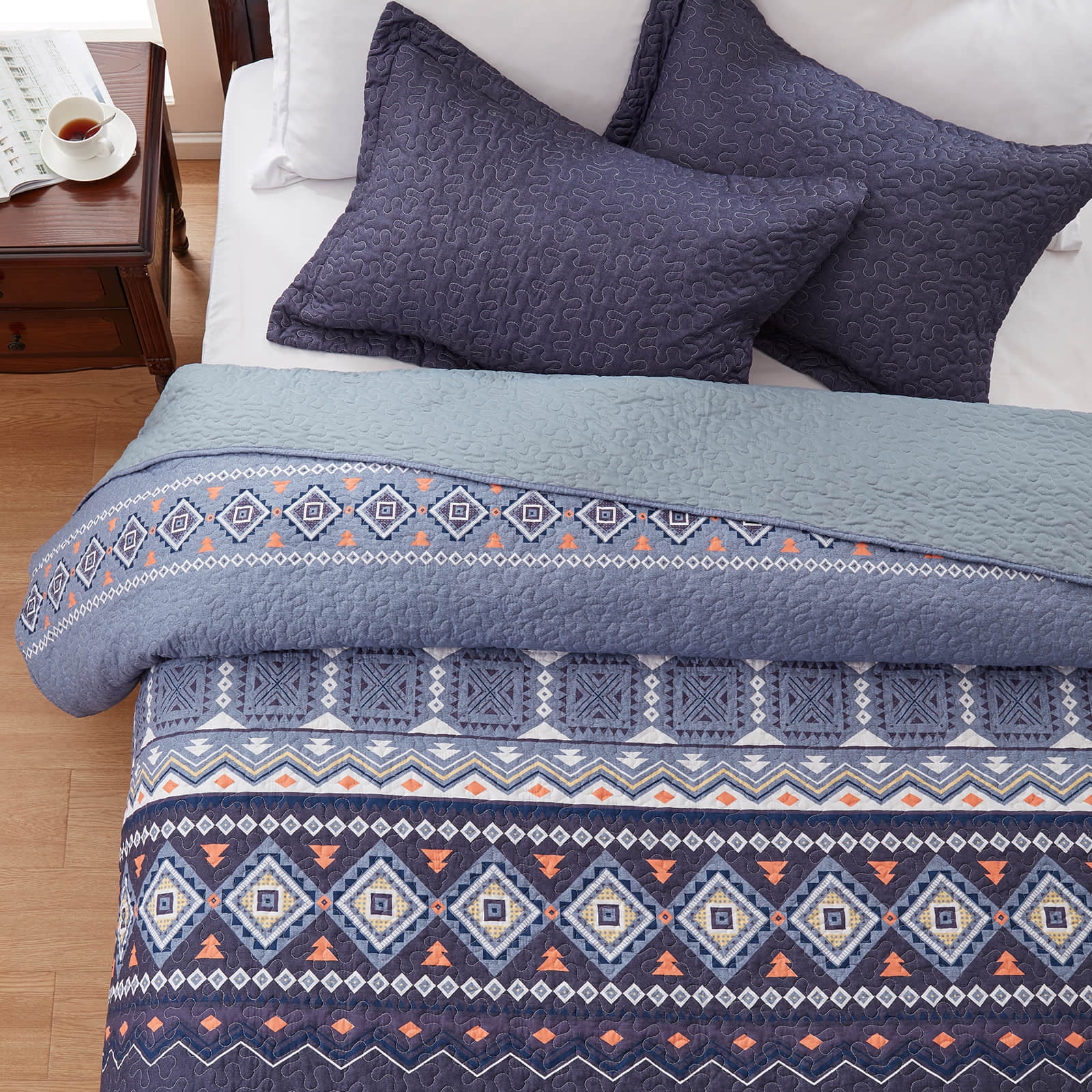 3-Piece King Size Quilt Set - Blue Bohemian Bedspread Coverlet with 2 Pillow Shams, Microfiber