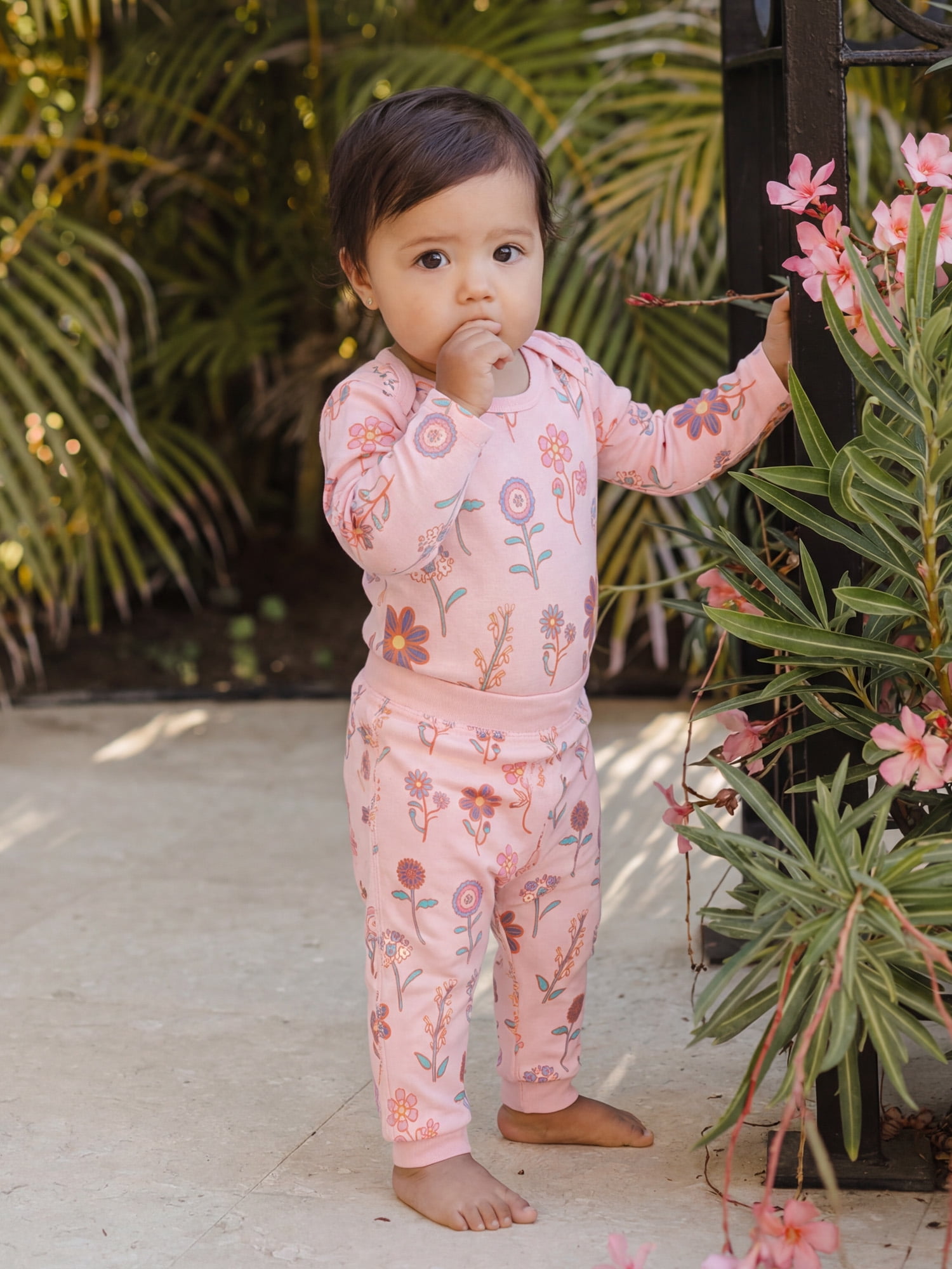 M+A by Monica + Andy Baby Girls Organic Cotton First Moves Set, 2-Piece, Sizes 0M-24M