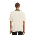 thumbnail image 3 of No Boundaries Men's & Big Men's Bowling Shirt with Short Sleeves, Sizes XS-3XL, 3 of 5