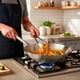 thumbnail image 3 of Wok Con Mango Antiderrapante De Acero Inoxidable 36 Cm, 3 of 3