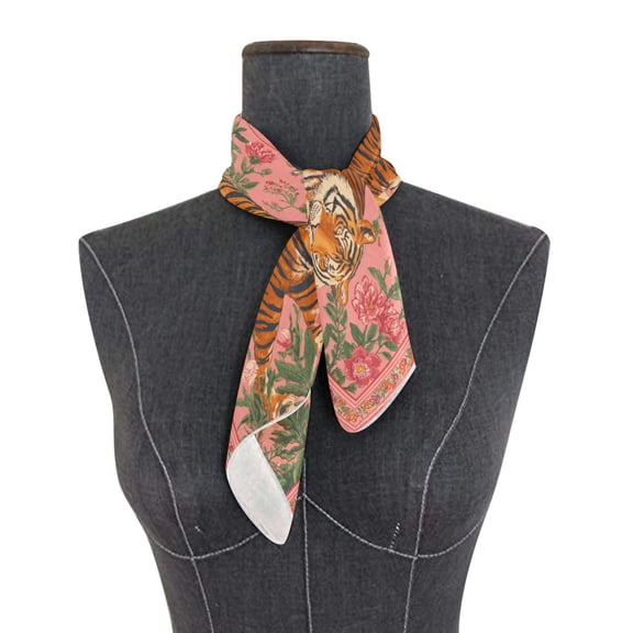 Square Scarf 24x24 Inch Jungle Tiger Tapestry Silky Satin Sun Protection Neck Scarf for Women Multi-Purpose Head Wrap Bandana for Hair Bag Decoration