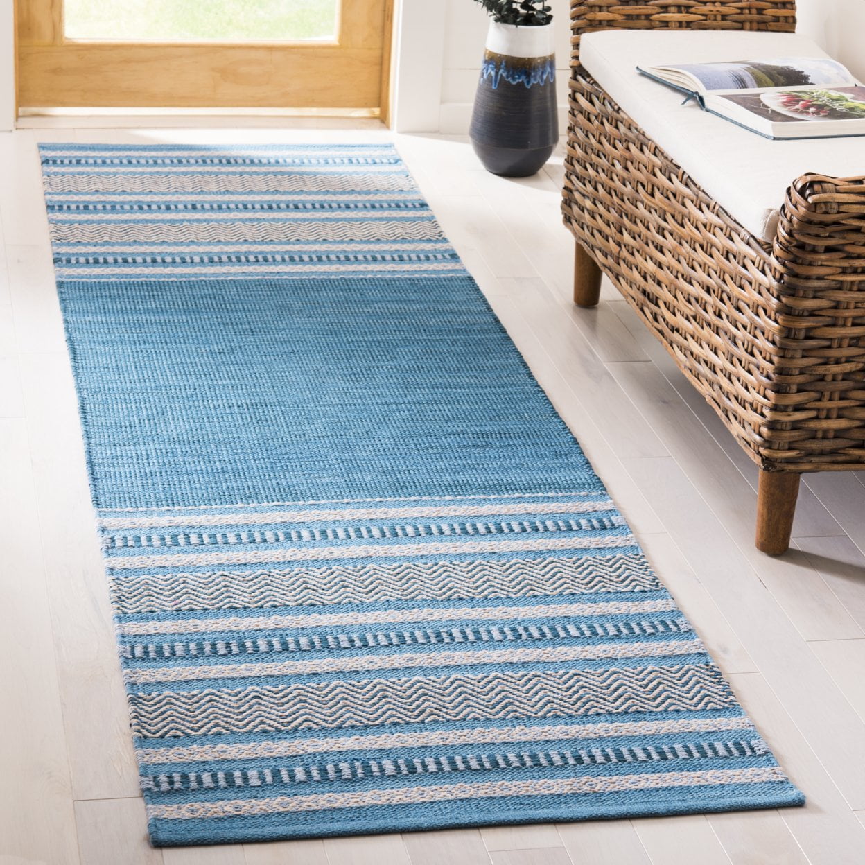 SAFAVIEH Montauk Jobeth Striped Cotton Area Rug, Blue/Grey, 9' x 12'