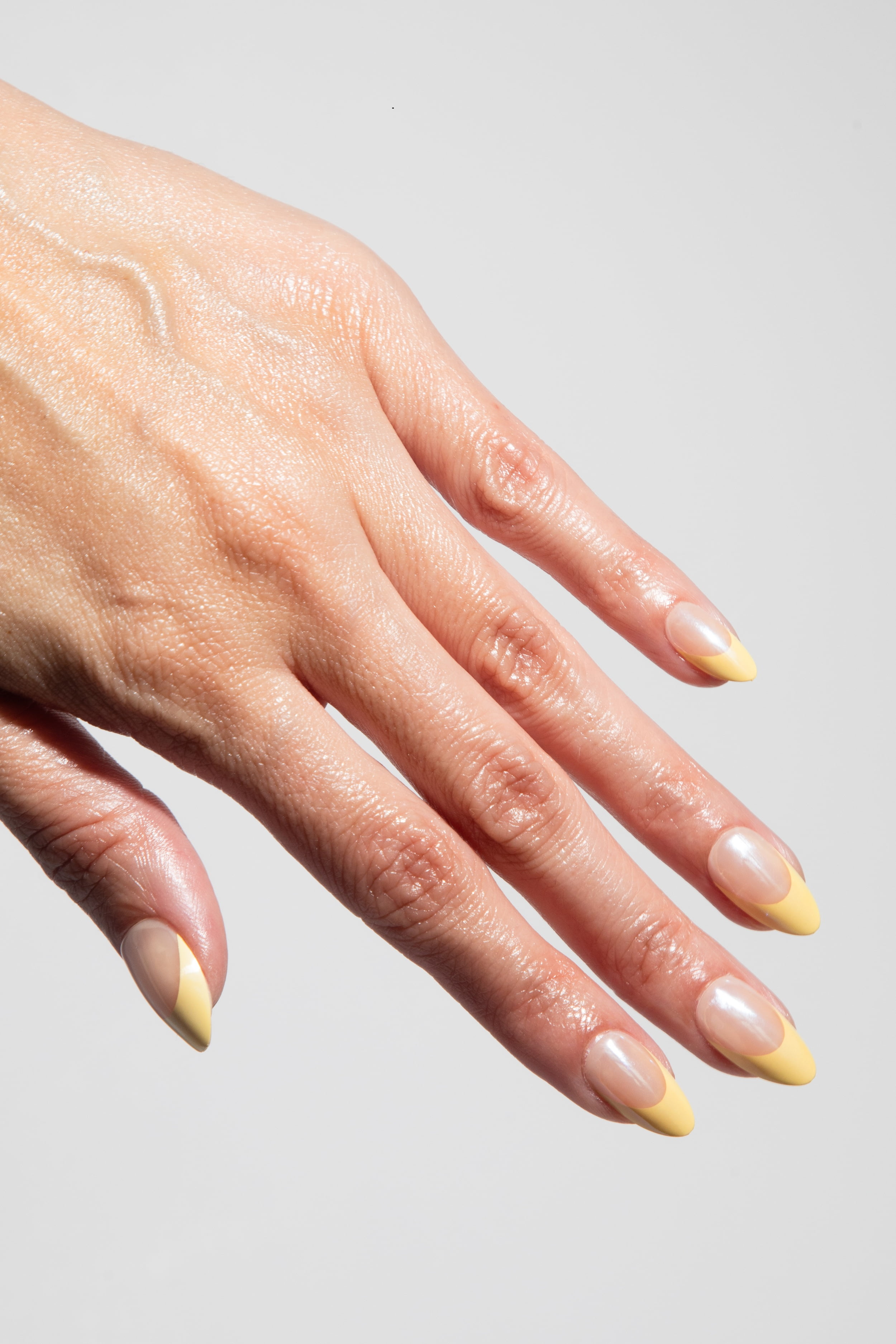 Chillhouse - Ongles à coller - Amande - Bougie Butter - 30 ongles