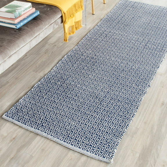 SAFAVIEH Montauk Audra Geometric Cotton Runner Rug, Ivory/Navy, 2'3" x 9'