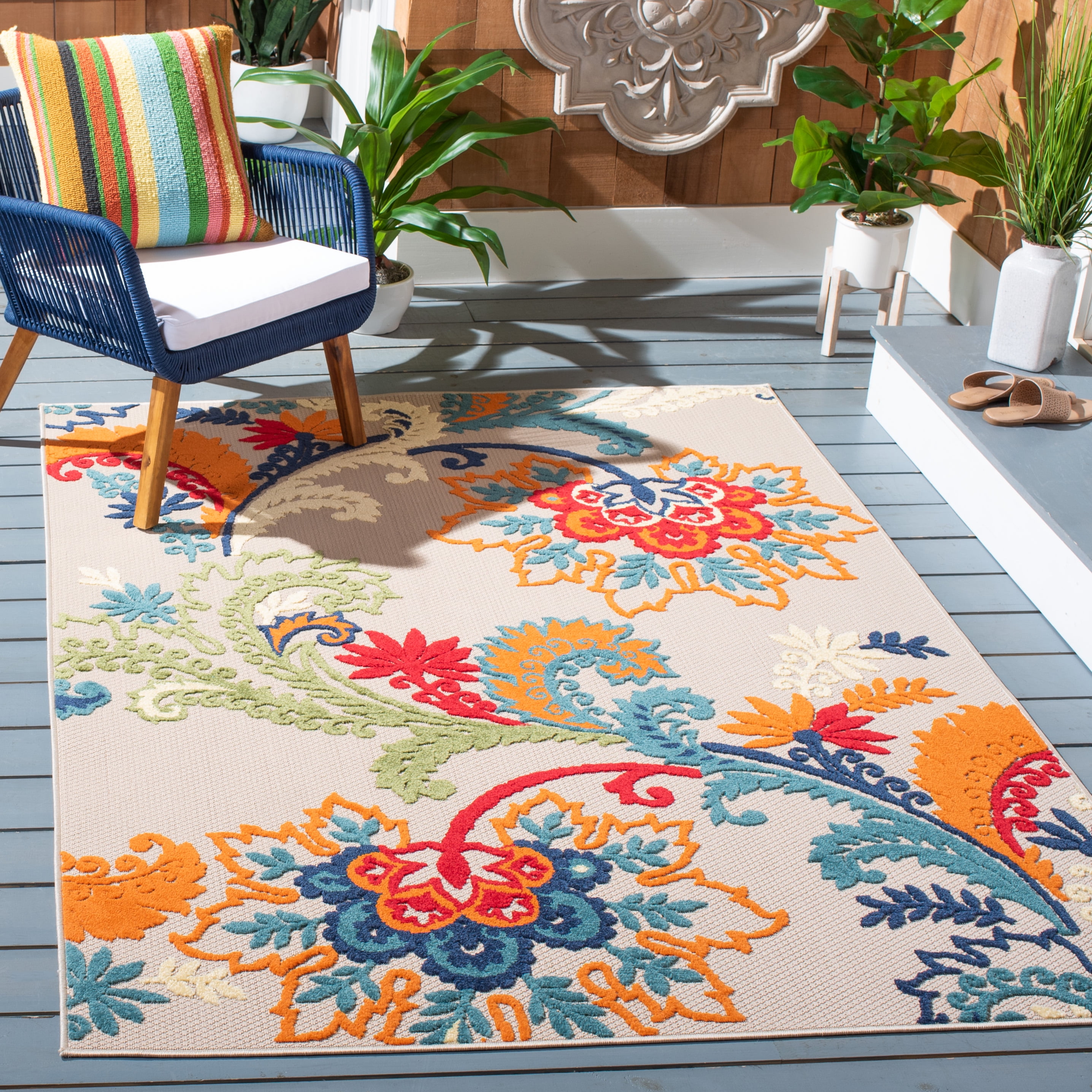 SAFAVIEH Cabana Lowell Floral Indoor/Outdoor Area Rug, Ivory/Blue, 5'3" x 7'7"