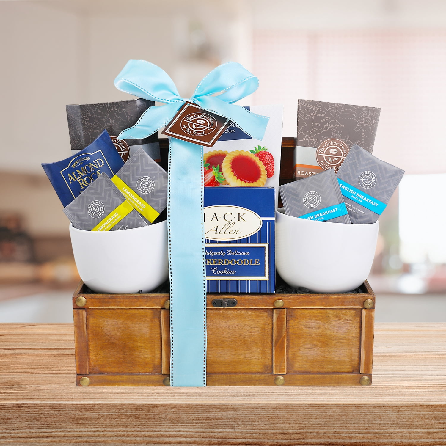 Alder Creek Gift Baskets Coffee Bean & Tea Leaf Signature Blend Basket (10 Items)